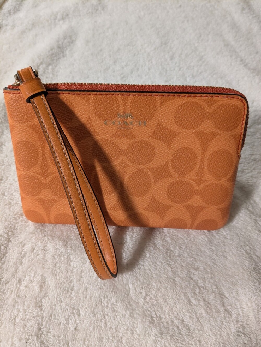 Coach NWT Signature Canvas Corner Wristlet